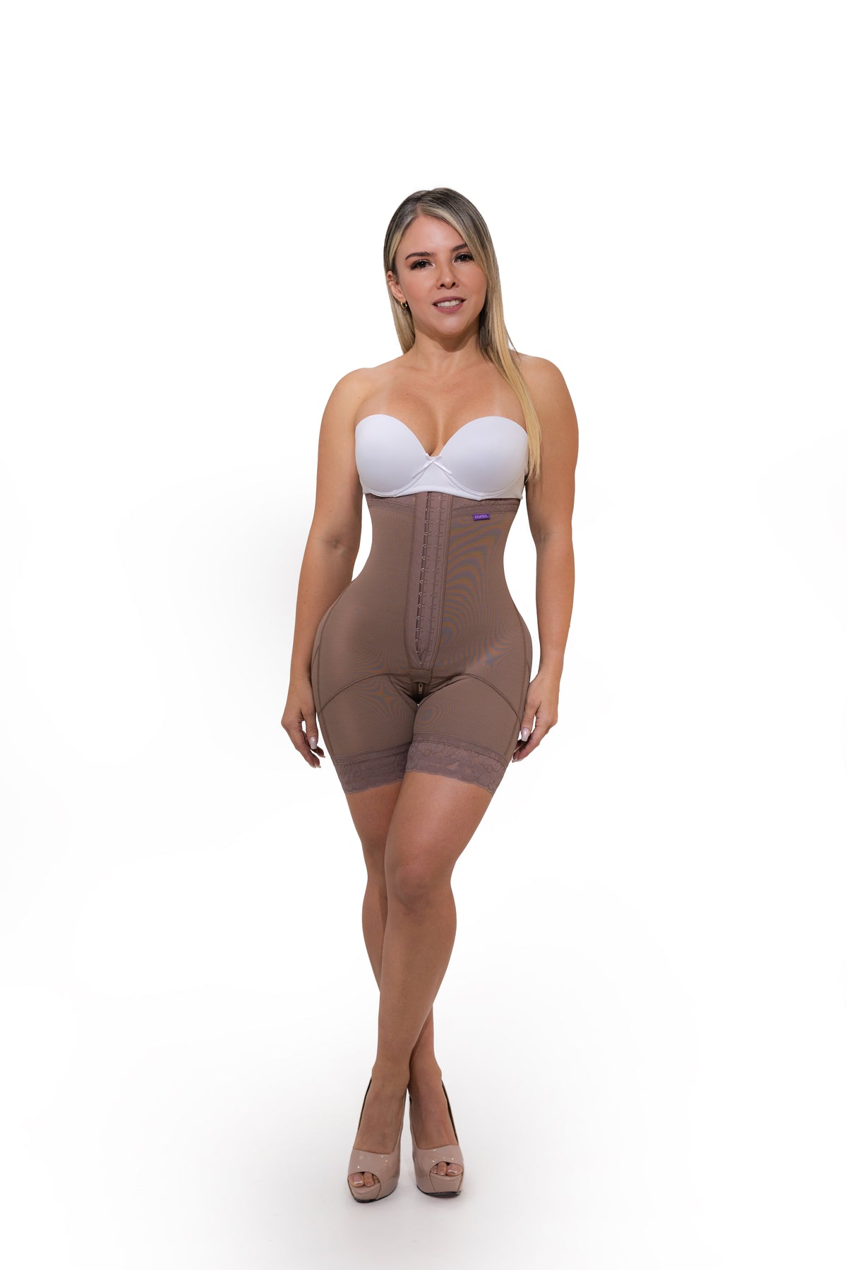 NUEVA| Ref. 481ERC | FAJA ESPALDA EN U CON BROCHE FRONTAL
